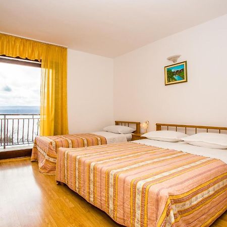 Apartmani Pava أوميس المظهر الخارجي الصورة